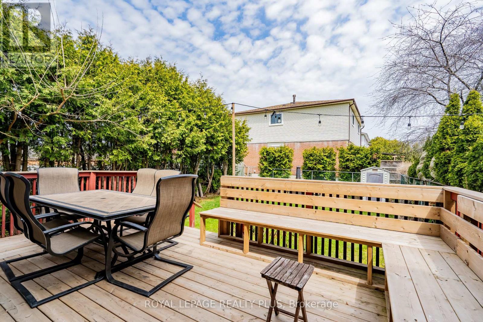 568 Fergo Avenue, Mississauga (Cooksville), Ontario  L5B 2J3 - Photo 42 - W12384513