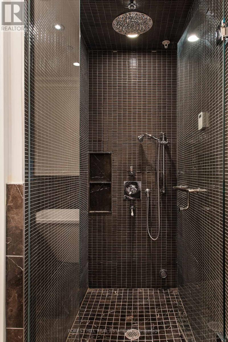 4604 - 311 Bay Street, Toronto, Ontario  M5H 4G5 - Photo 29 - C12336908
