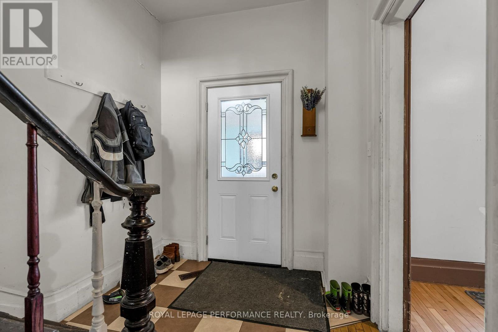338 Water Street E, Cornwall, Ontario  K6H 1A4 - Photo 3 - X12384548
