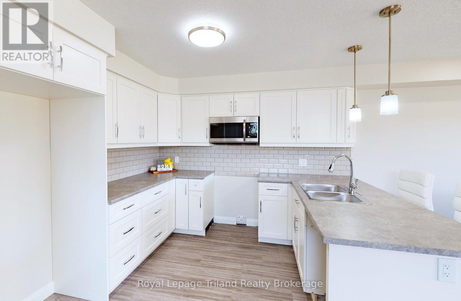 Unit C - 135 Wimpole Street, West Perth, Ontario  N0K 1N0 - Photo 3 - X12384652