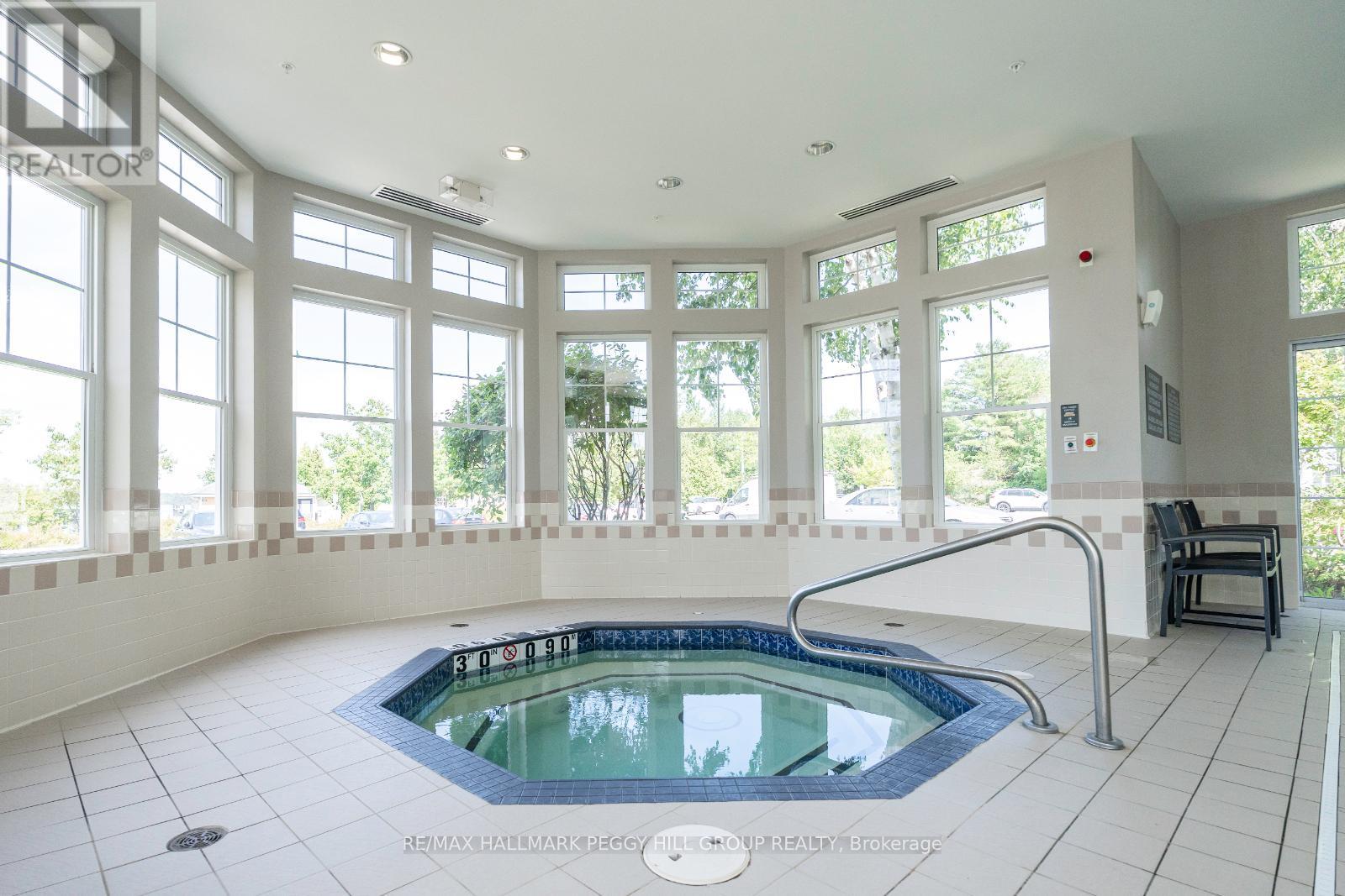 410 - 285 Steamship Bay Road, Gravenhurst, Ontario  P1P 1Z9 - Photo 13 - X12384529