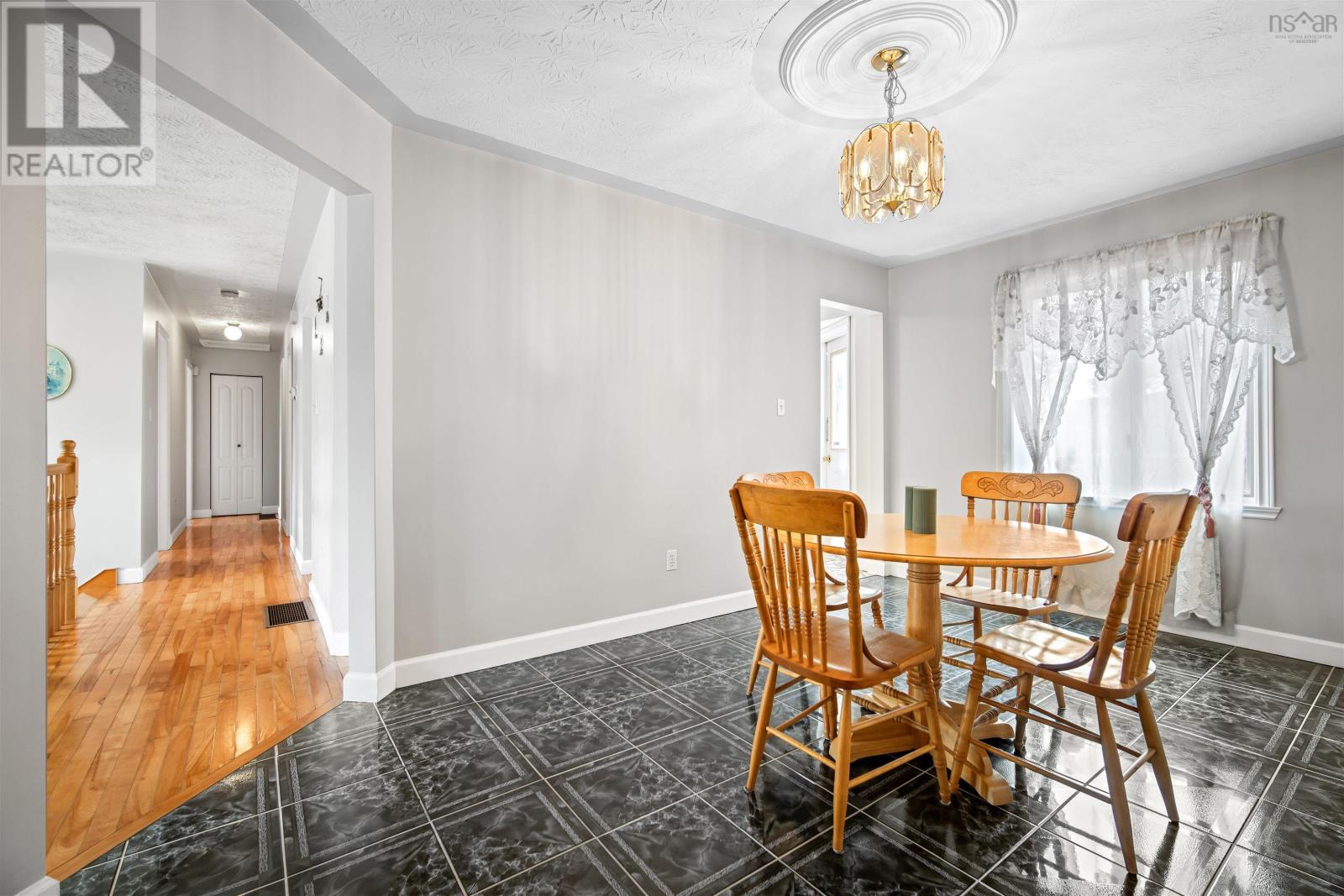 111 Nova Terrace, Colby Village, Nova Scotia  B2V 1B1 - Photo 11 - 202517857