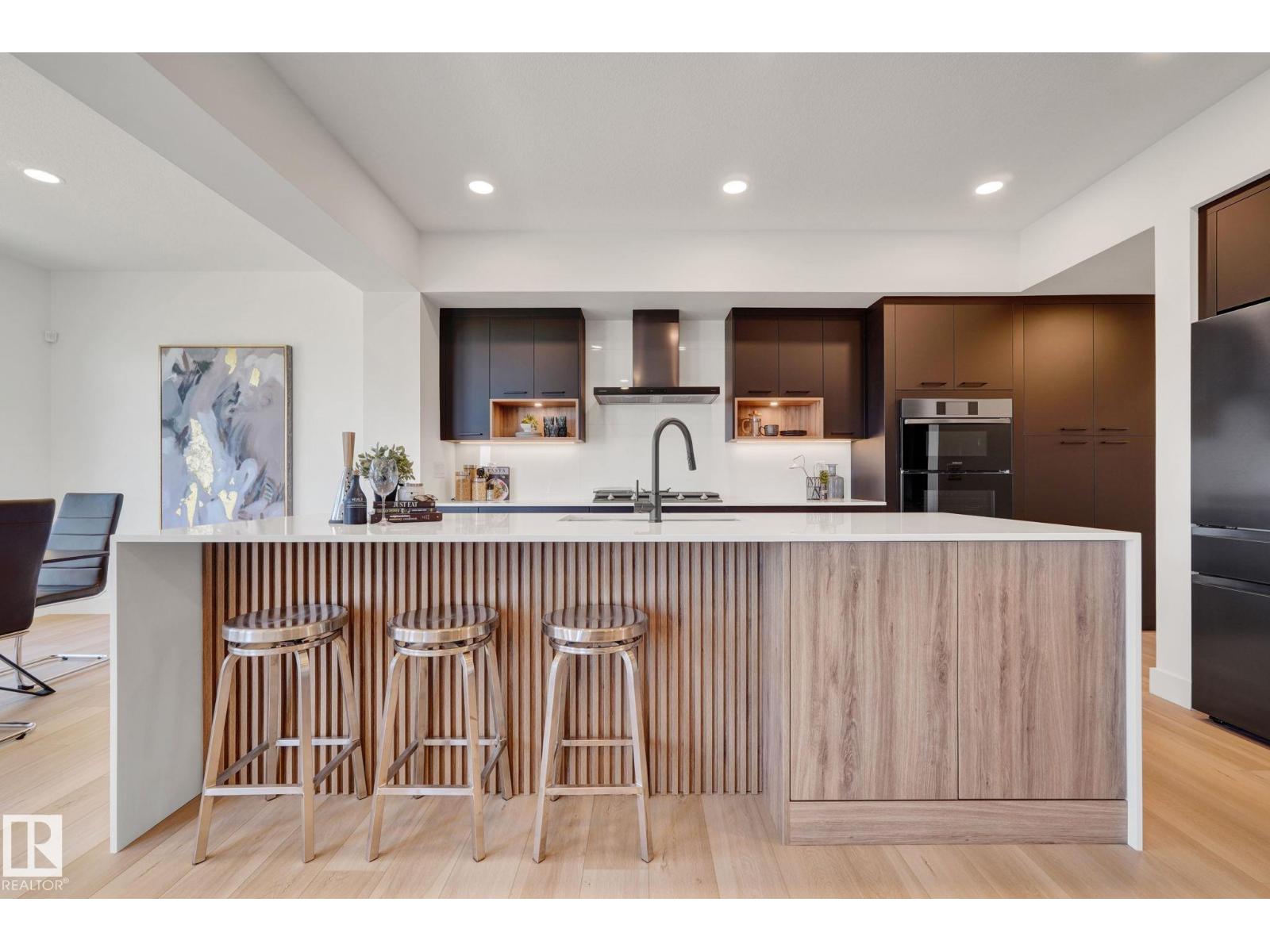 5455 KOOTOOK RD SW, Edmonton, Alberta
