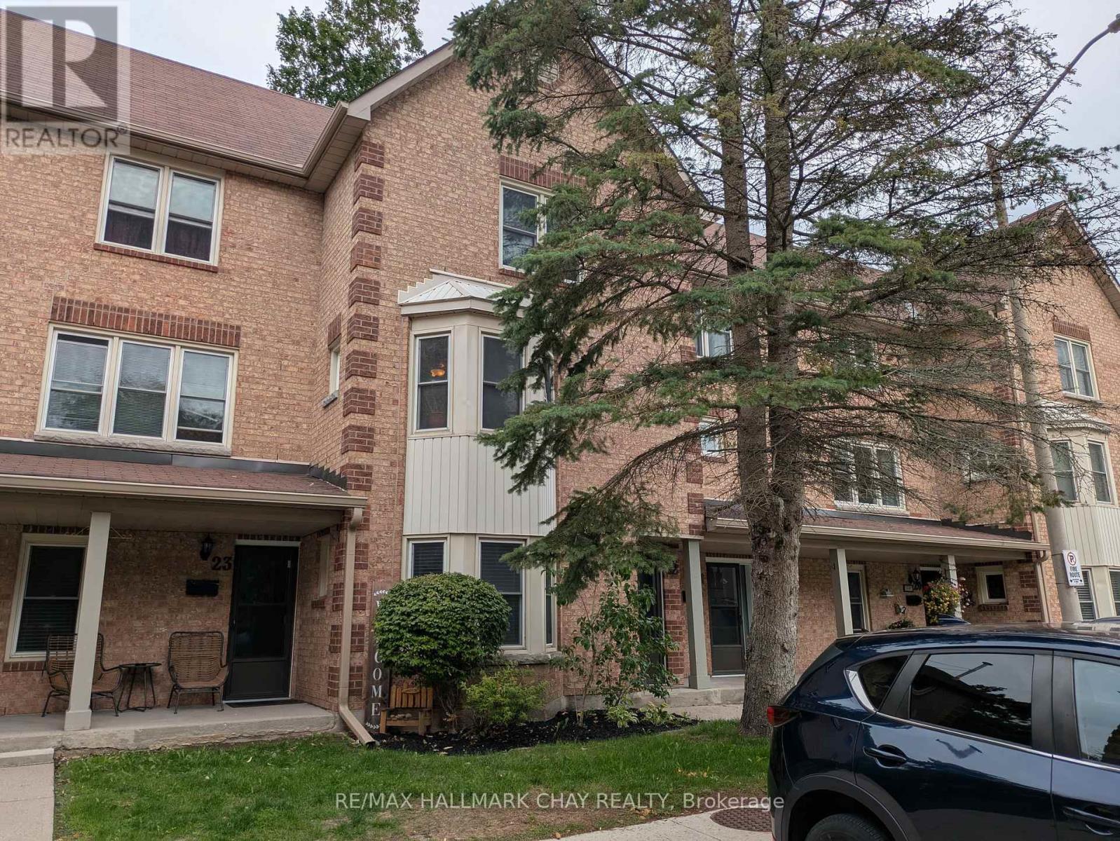 22 - 119 D'ambrosio Drive, Barrie, Ontario  L4N 7R7 - Photo 1 - S12382590