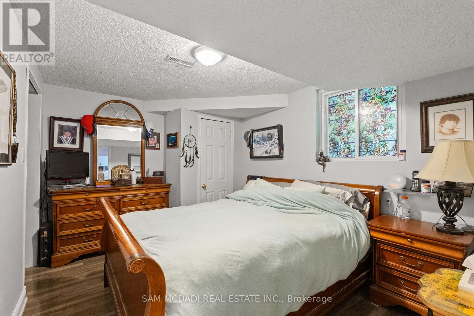 100 Castlehill Road, Brampton (Northwood Park), Ontario  L6X 4C7 - Photo 46 - W12383957