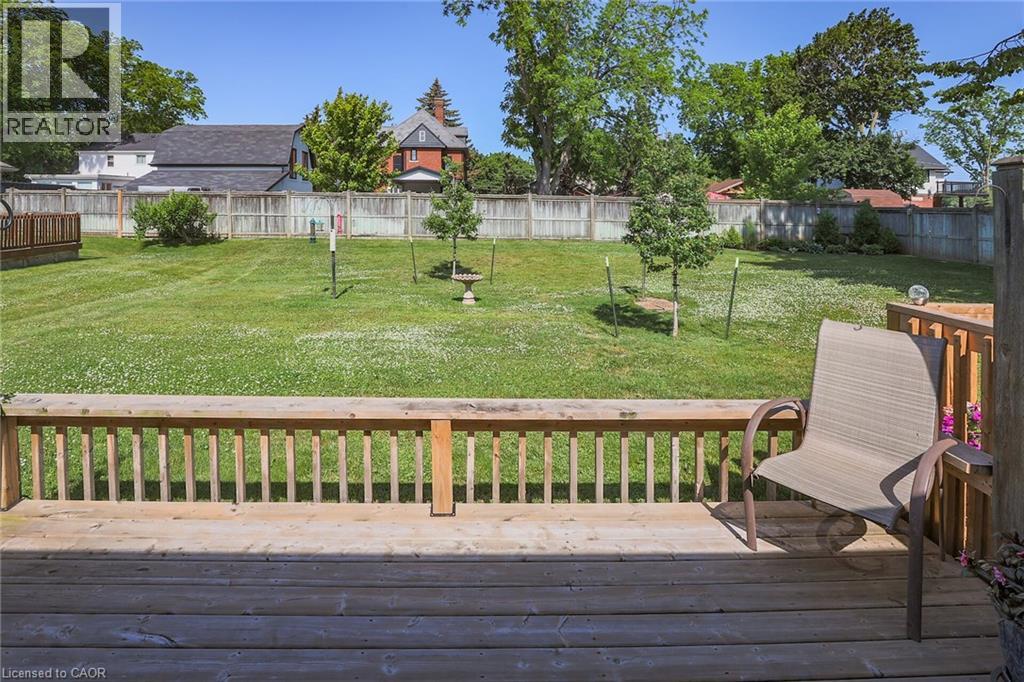 303 Central Avenue Unit# 27, Grimsby, Ontario  L3M 5L7 - Photo 10 - 40766664