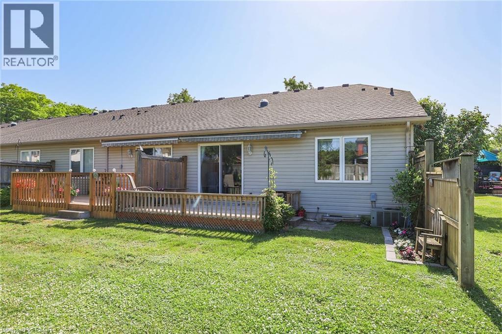 303 Central Avenue Unit# 27, Grimsby, Ontario  L3M 5L7 - Photo 5 - 40766664