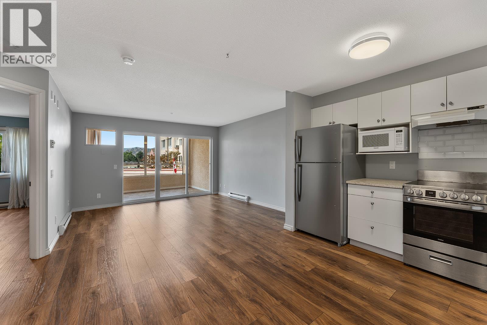 Property at 920 Saskatoon Road Unit# 214 image 5