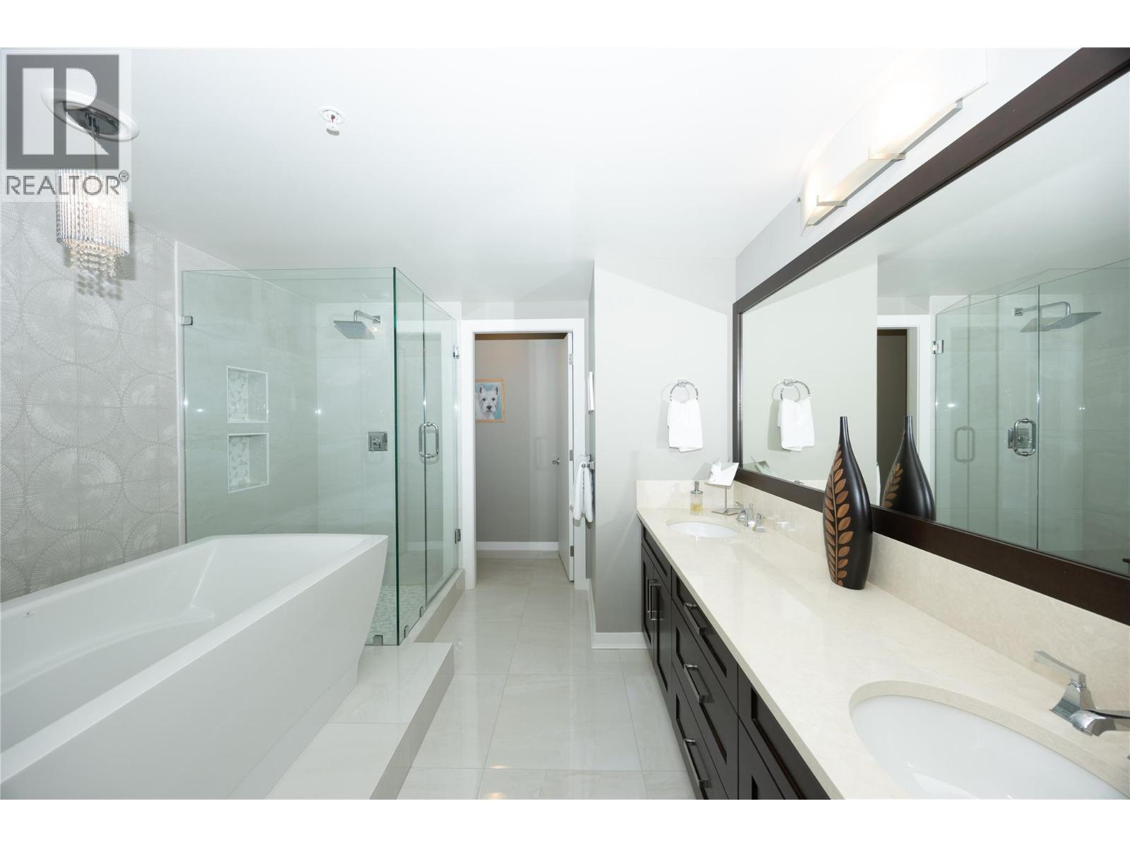 1075 Sunset Drive Unit# 2604, Kelowna, British Columbia  V1Y 9Y9 - Photo 26 - 10361318