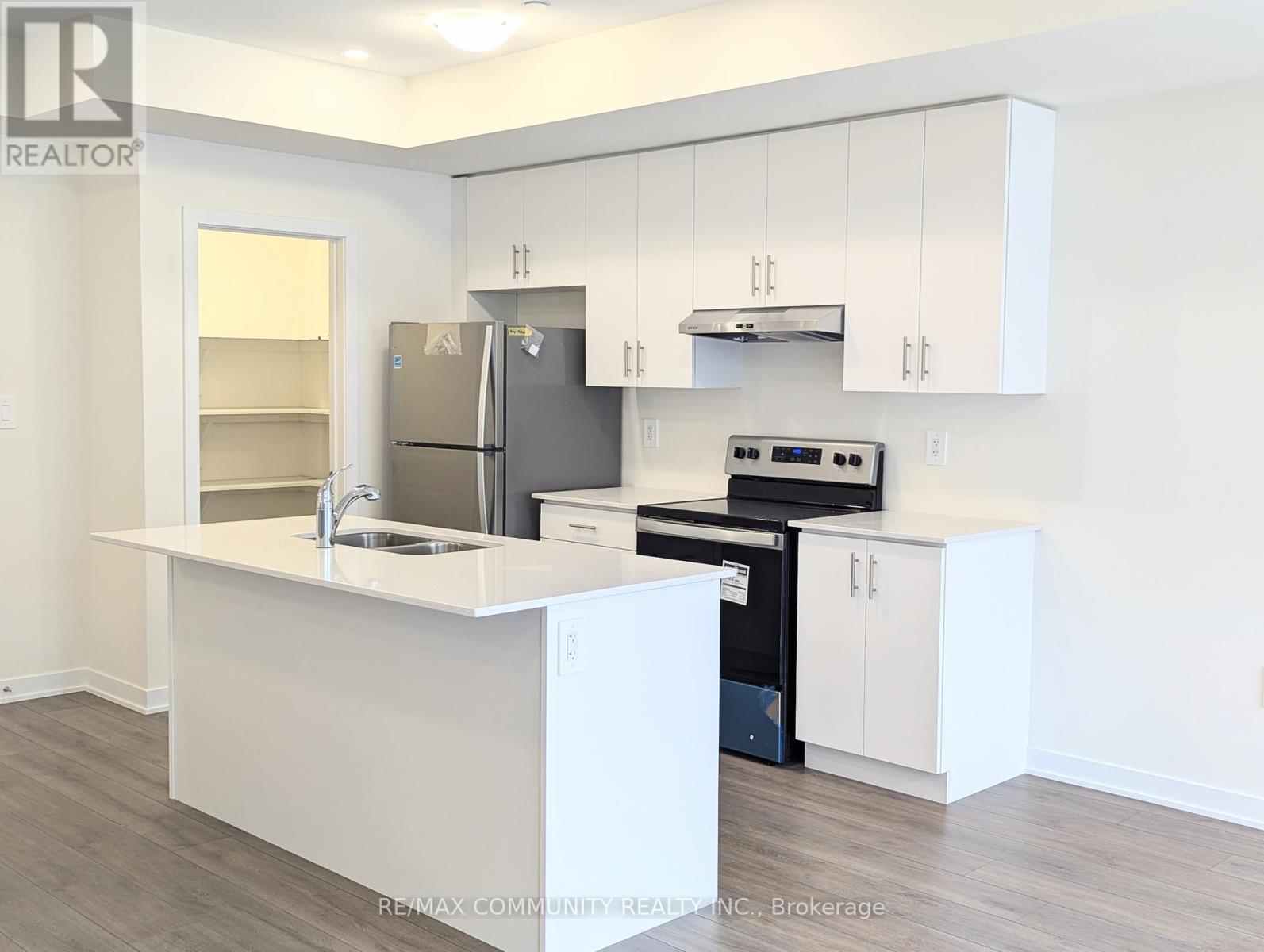 312 - 755 OMEGA DRIVE N, Pickering, Ontario