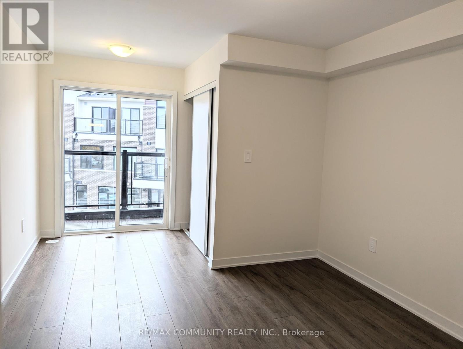 312 - 755 Omega Drive N, Pickering, Ontario  L1V 0H1 - Photo 8 - E12384623