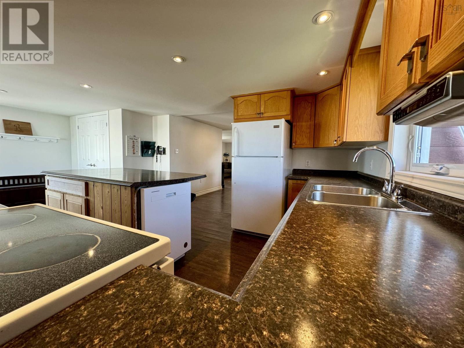 276 Southside Petit De Grat Rd., Alderney Point, Nova Scotia  B0E 2L0 - Photo 11 - 202522544