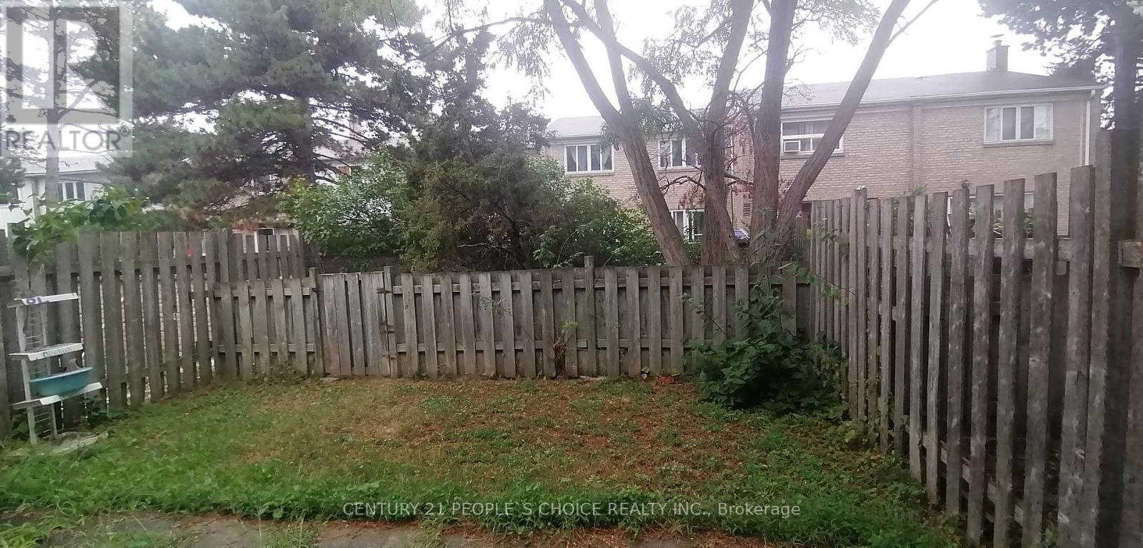 9 - 17 Gosford Boulevard, Toronto, Ontario  M3N 2G7 - Photo 13 - W12355288