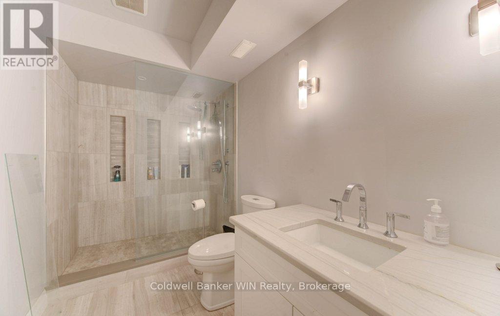 422 Rideau River Street, Waterloo, Ontario  N2V 2Y4 - Photo 40 - X12384723