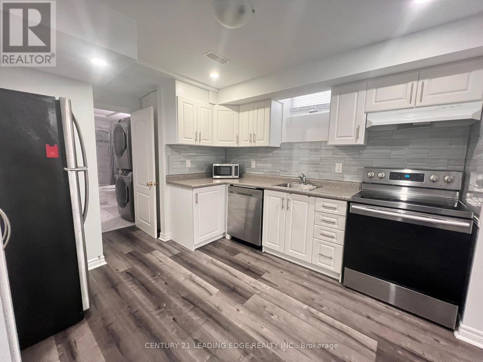 Lower - 230 Wardlaw Place, Vaughan, Ontario  L4H 3J5 - Photo 7 - N12384572