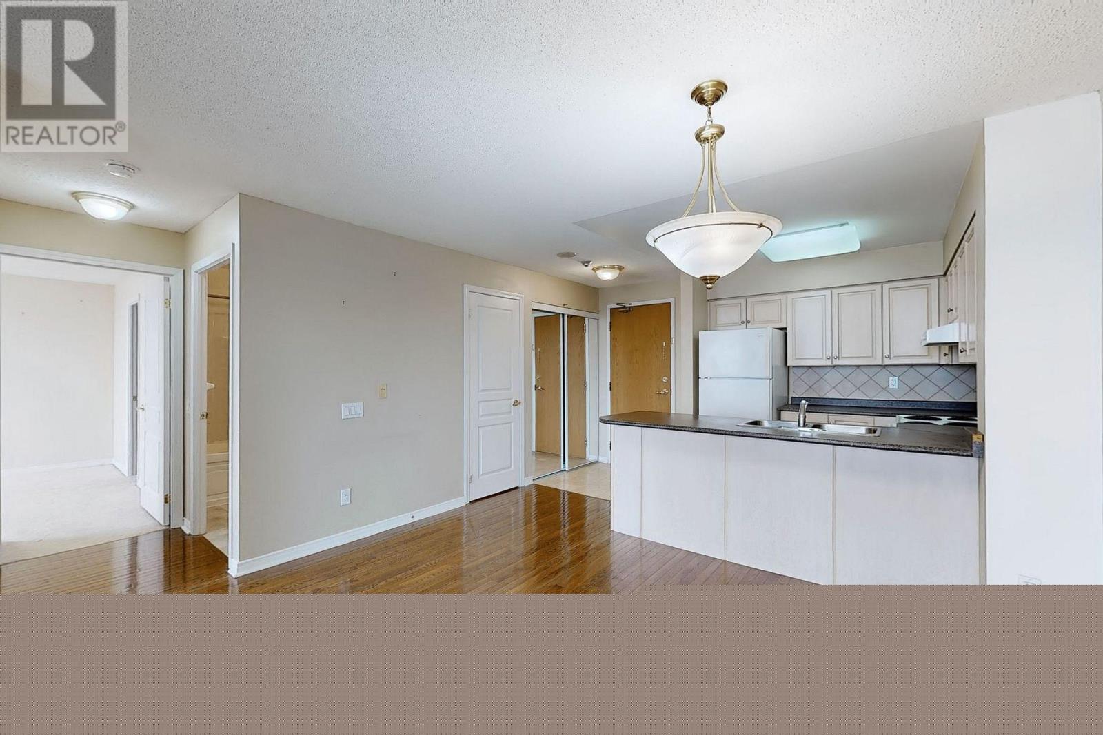 1003 - 9 Northern Heights Drive, Richmond Hill, Ontario  L4B 4H5 - Photo 10 - N12384573