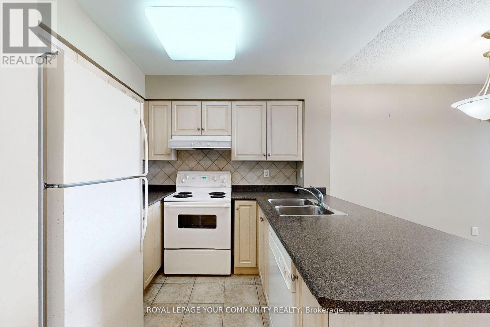 1003 - 9 Northern Heights Drive, Richmond Hill, Ontario  L4B 4H5 - Photo 13 - N12384573