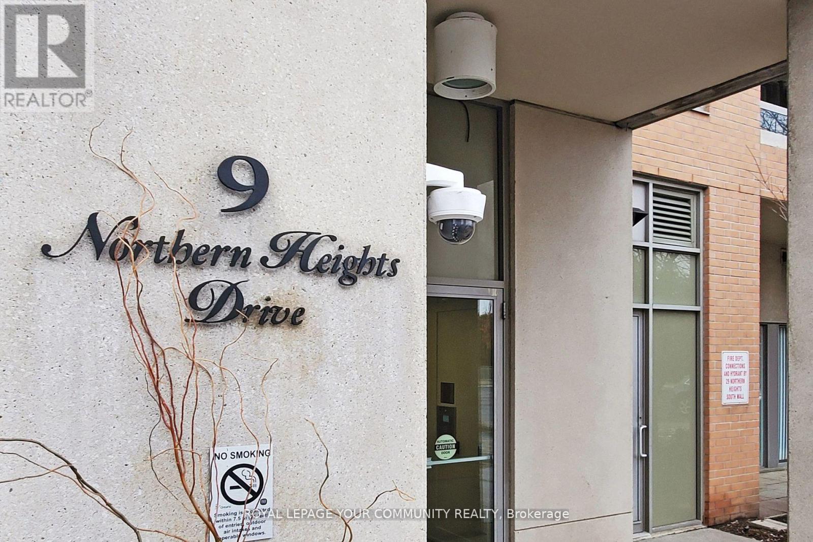 1003 - 9 Northern Heights Drive, Richmond Hill, Ontario  L4B 4H5 - Photo 4 - N12384573