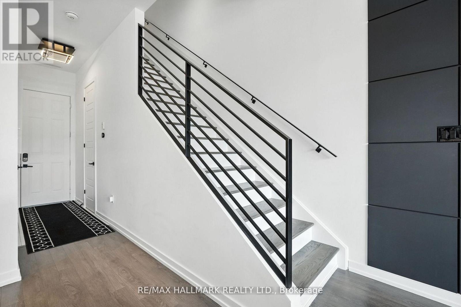 3658 Ferretti Court E, Innisfil, Ontario  L9S 0N6 - Photo 15 - N12384592