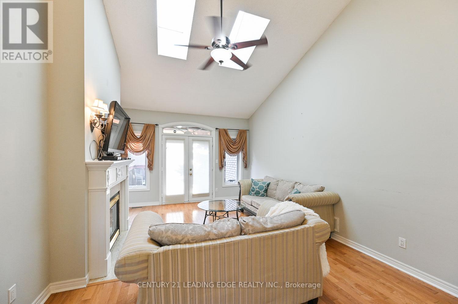 52 Bella Vista Trail, New Tecumseth (Alliston), Ontario  L9R 2C6 - Photo 14 - N12384656