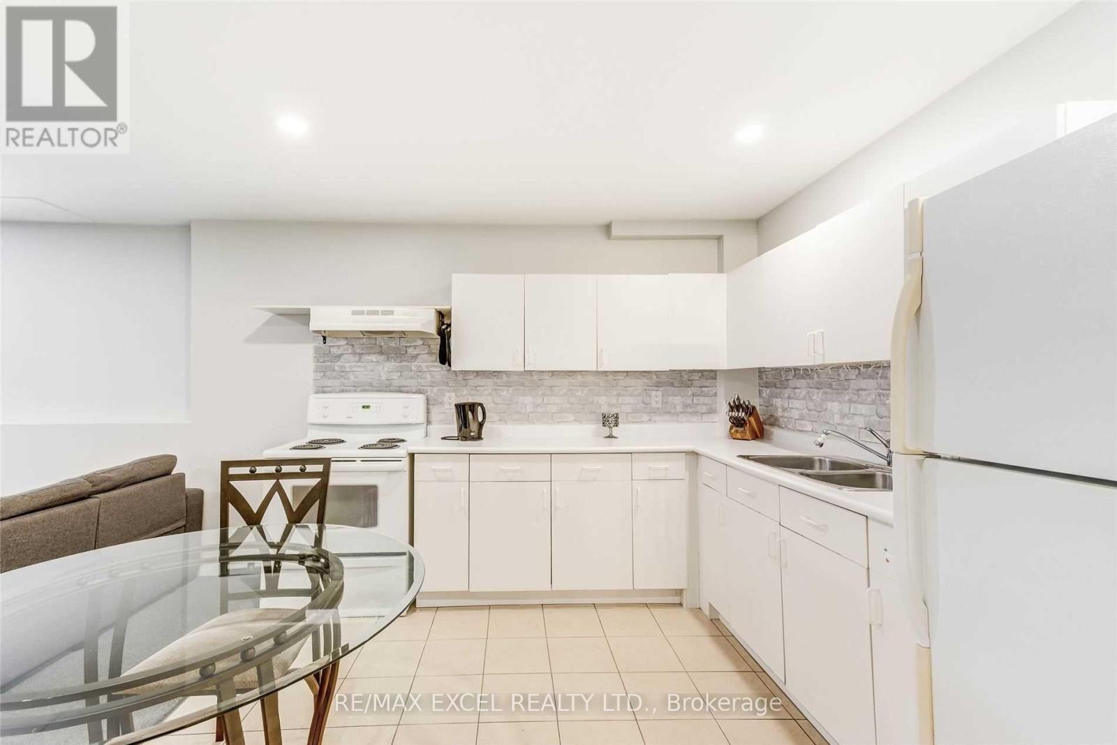 Main - 3 Sedgewood Way, Barrie, Ontario  L4N 0B9 - Photo 25 - S12384587
