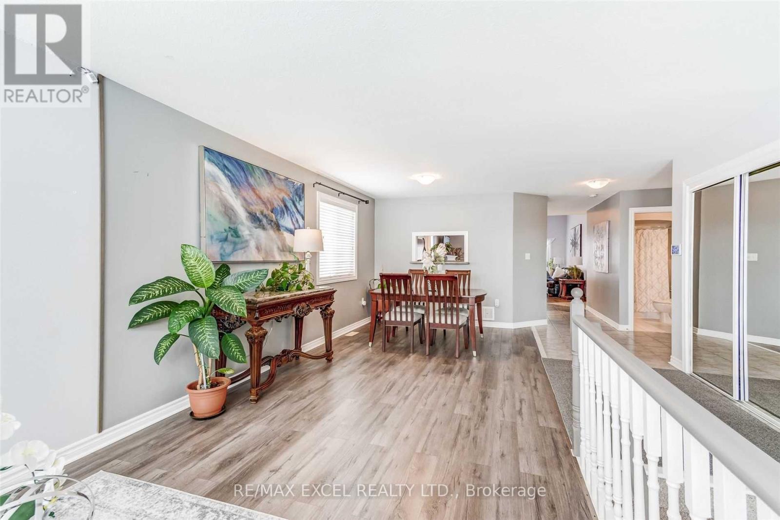 Main - 3 Sedgewood Way, Barrie, Ontario  L4N 0B9 - Photo 6 - S12384587