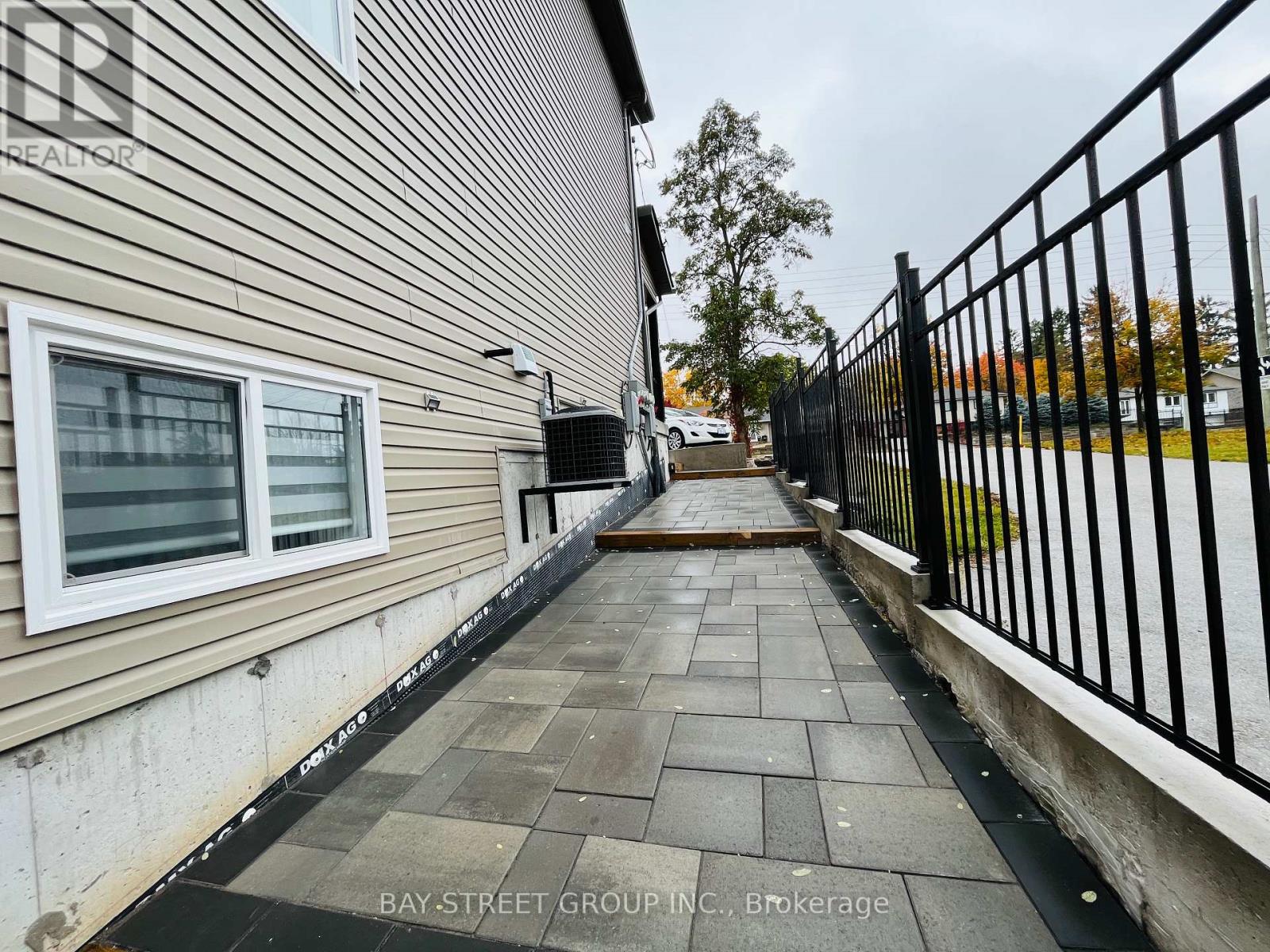 180 Ardagh (Lower) Road, Barrie, Ontario  L4N 3V6 - Photo 18 - S12384601
