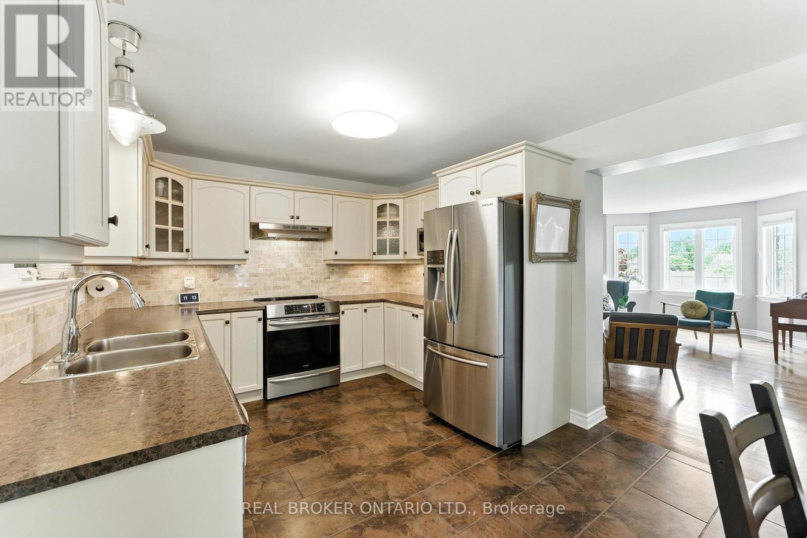1768 Coleman Crescent, North Dundas, Ontario  K0E 1S0 - Photo 15 - X12384709