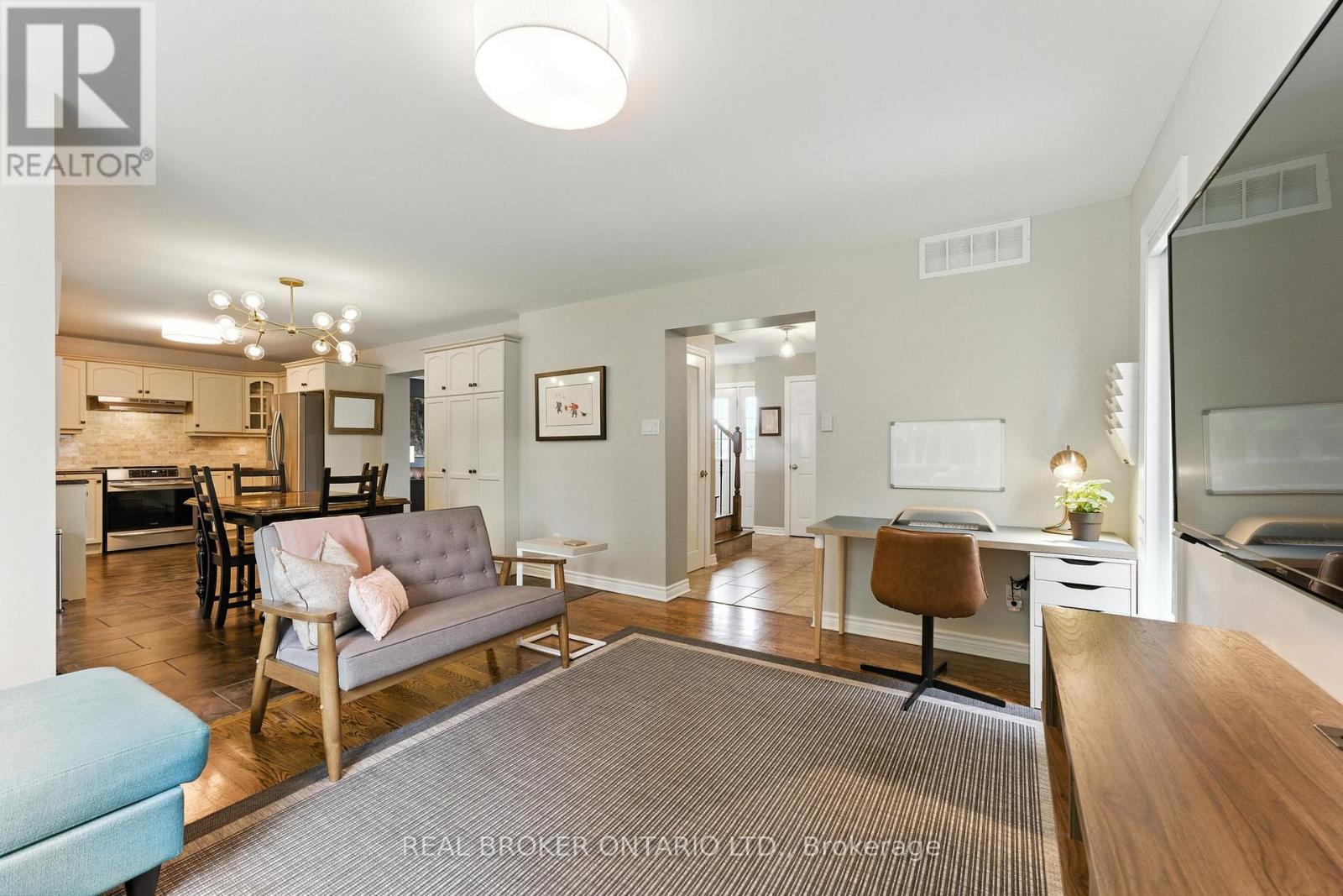 1768 Coleman Crescent, North Dundas, Ontario  K0E 1S0 - Photo 21 - X12384709