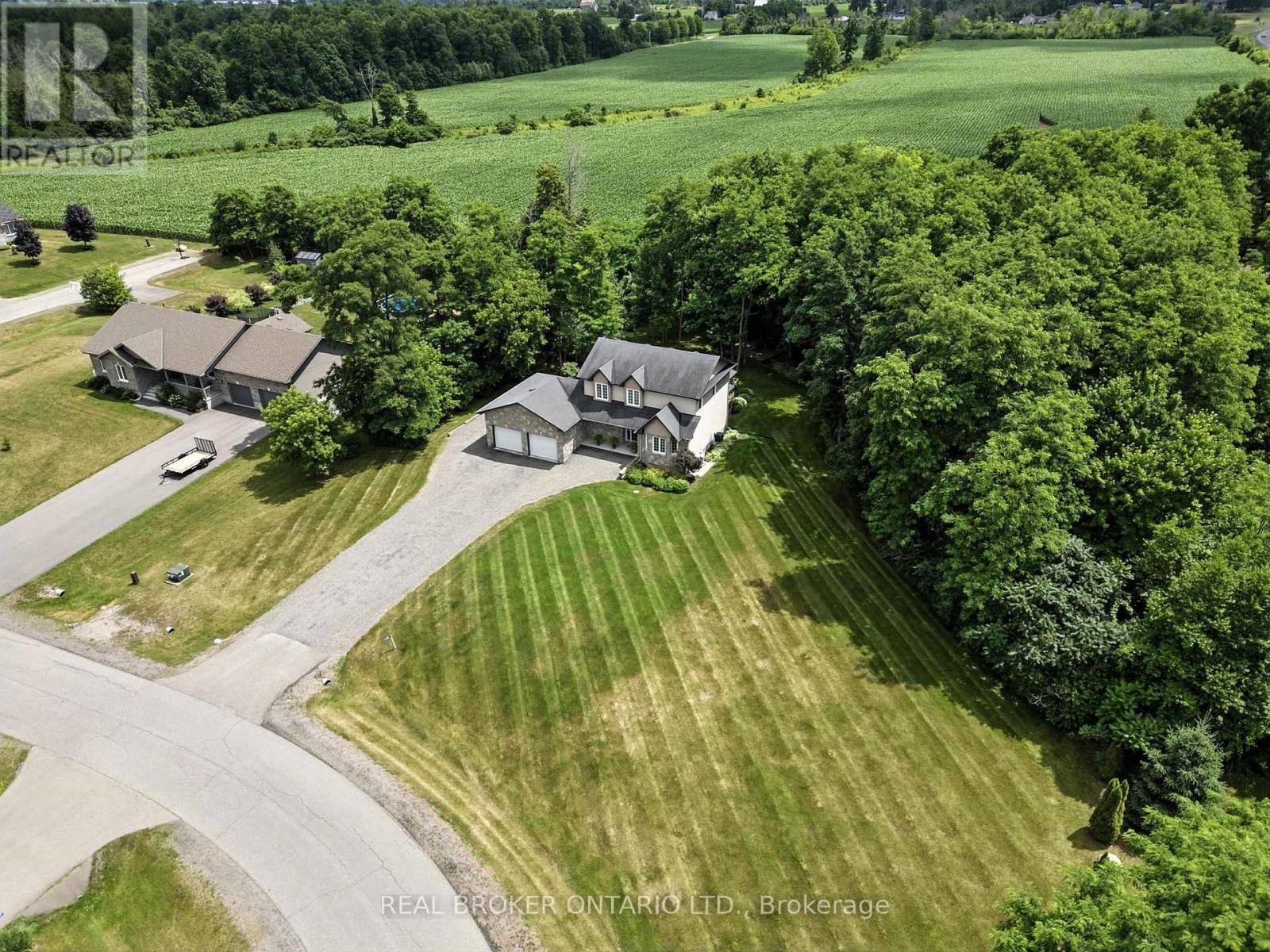 1768 Coleman Crescent, North Dundas, Ontario  K0E 1S0 - Photo 3 - X12384709