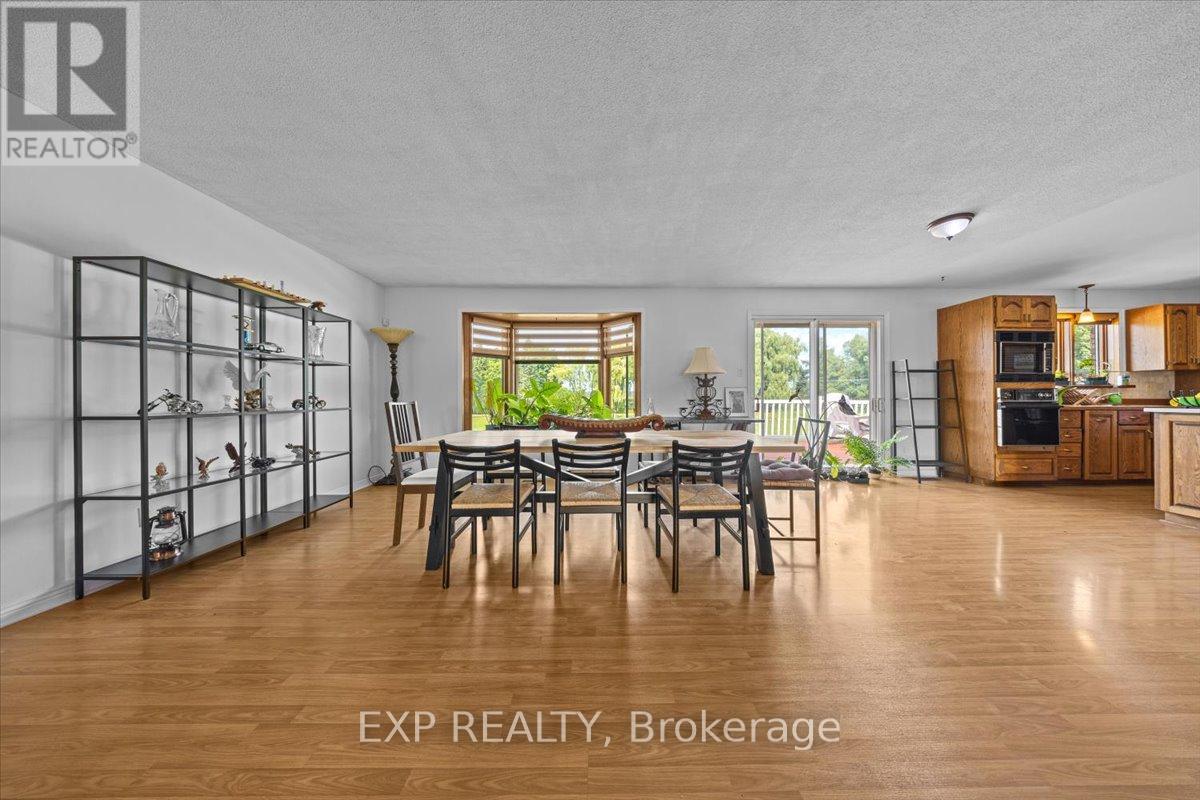 3382 Carp Road, Ottawa, Ontario  K0A 1L0 - Photo 17 - X12384744