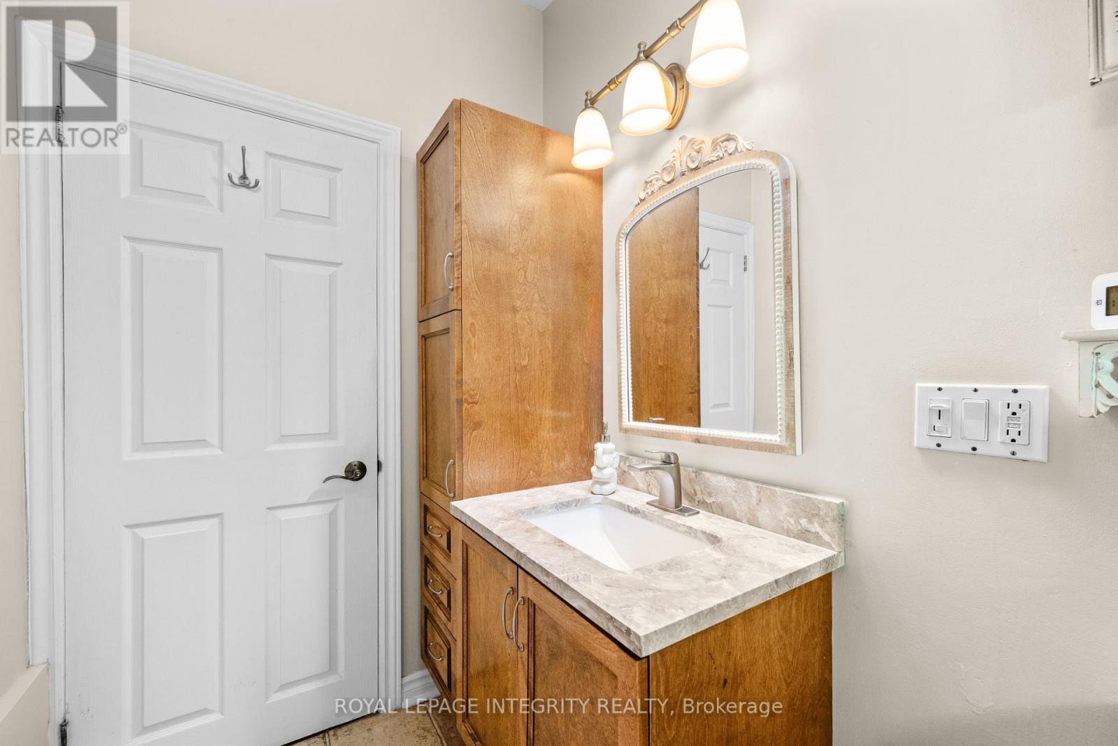 3 Briarcliffe Drive, Ottawa, Ontario  K1J 6E3 - Photo 32 - X12384758