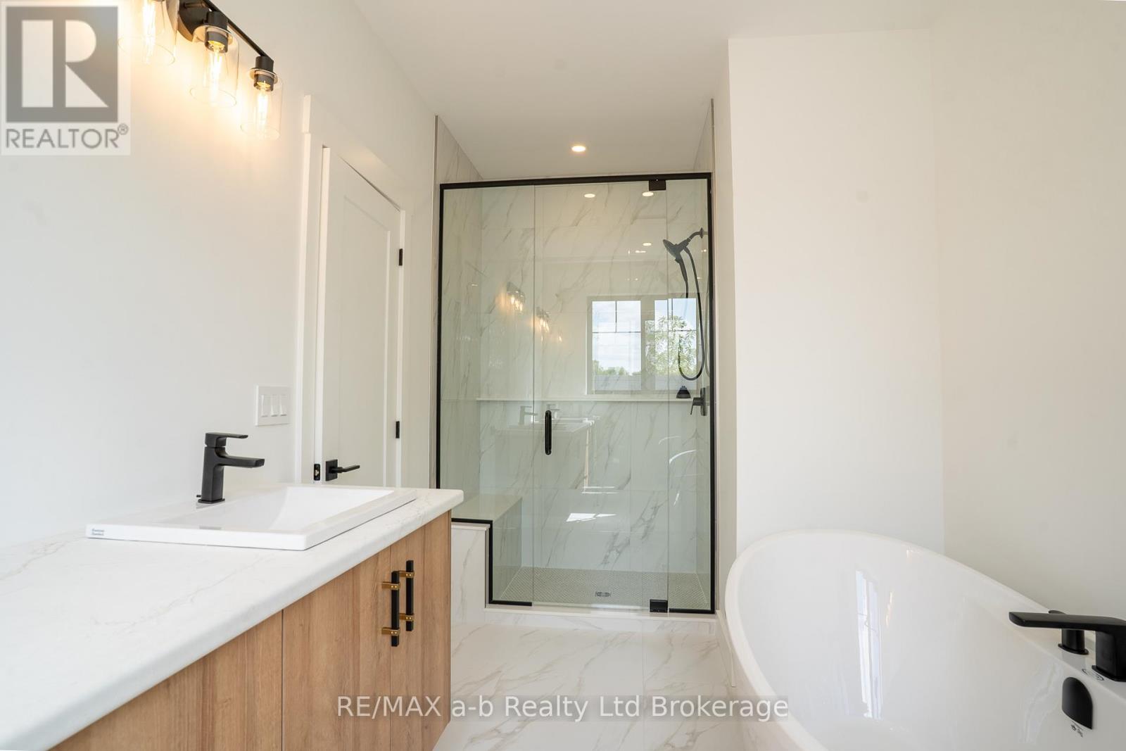 88 Herb Street, Norwich, Ontario  N0J 1P0 - Photo 12 - X12384765