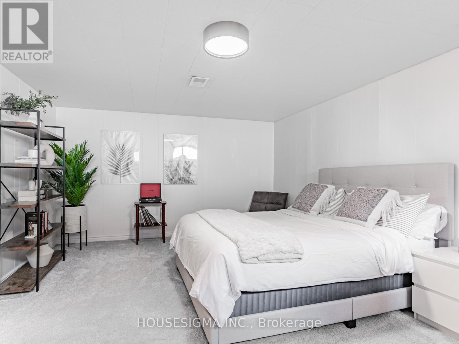 72 Ludstone Drive, Toronto (Willowridge-Martingrove-Richview), Ontario  M9R 2J3 - Photo 25 - W12384614