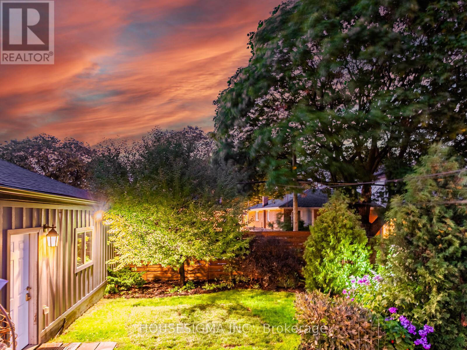 72 Ludstone Drive, Toronto (Willowridge-Martingrove-Richview), Ontario  M9R 2J3 - Photo 40 - W12384614