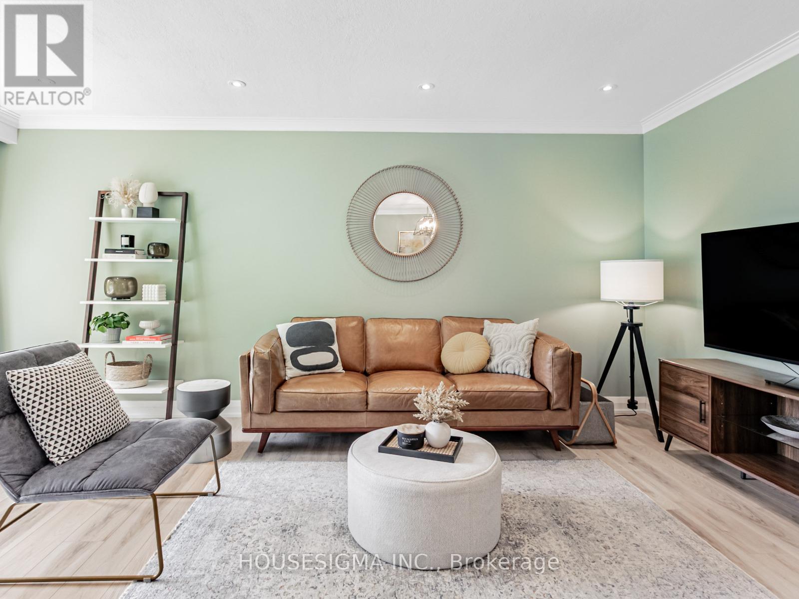 72 Ludstone Drive, Toronto (Willowridge-Martingrove-Richview), Ontario  M9R 2J3 - Photo 9 - W12384614
