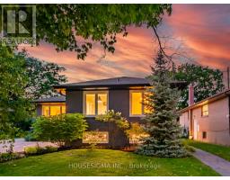 72 Ludstone Drive, Toronto (Willowridge-Martingrove-Richview), Ca