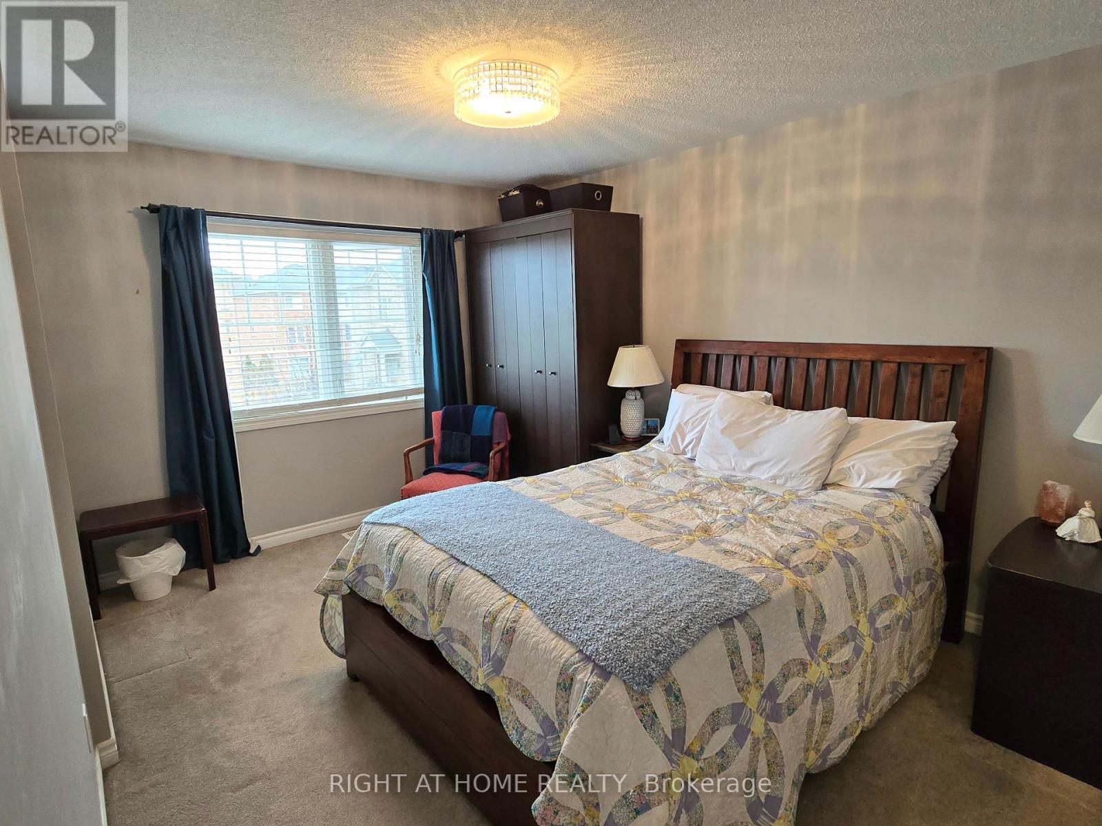 2441 Coho Way, Oakville, Ontario  L6M 0G7 - Photo 13 - W12384640