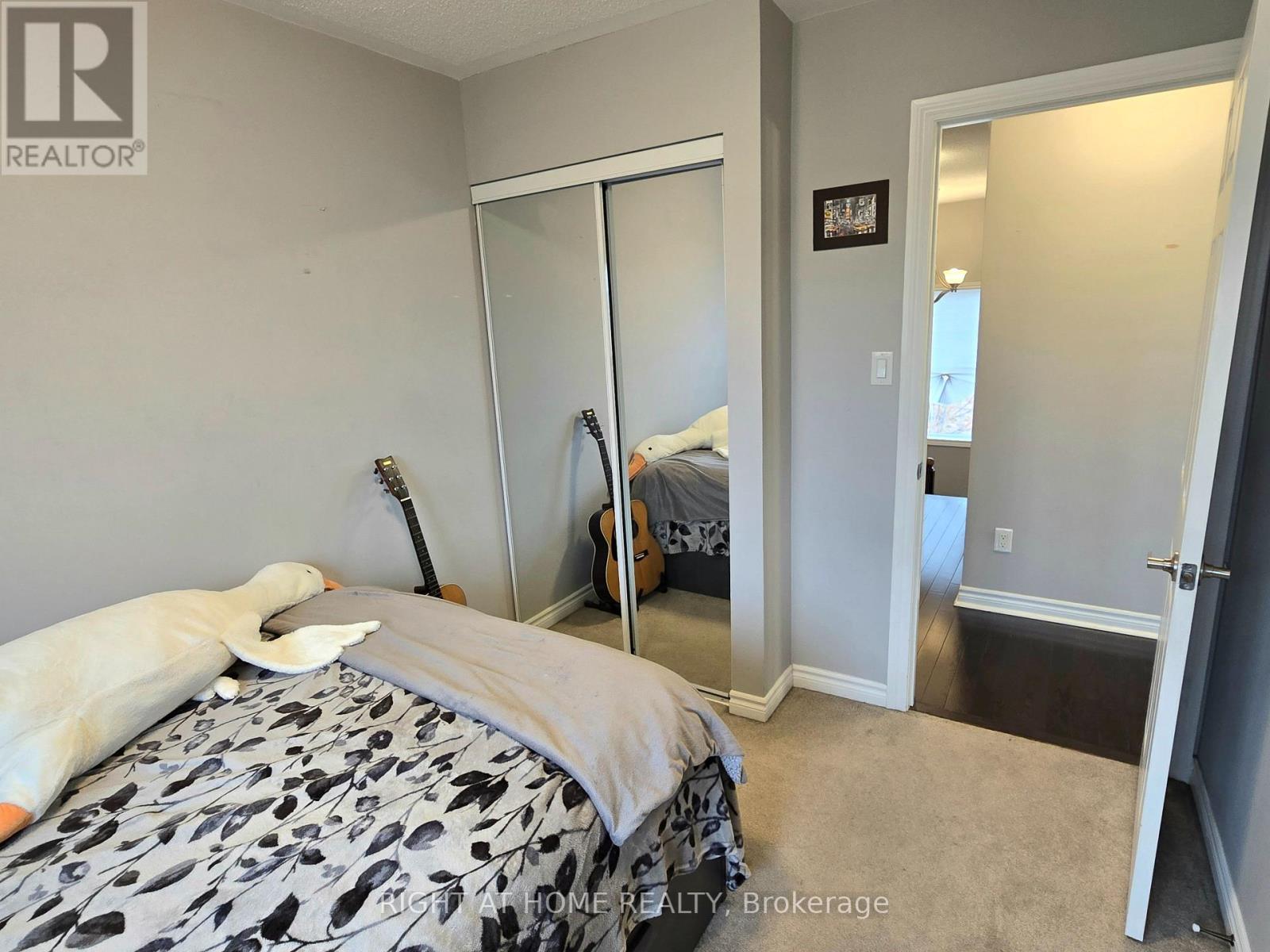 2441 Coho Way, Oakville, Ontario  L6M 0G7 - Photo 16 - W12384640