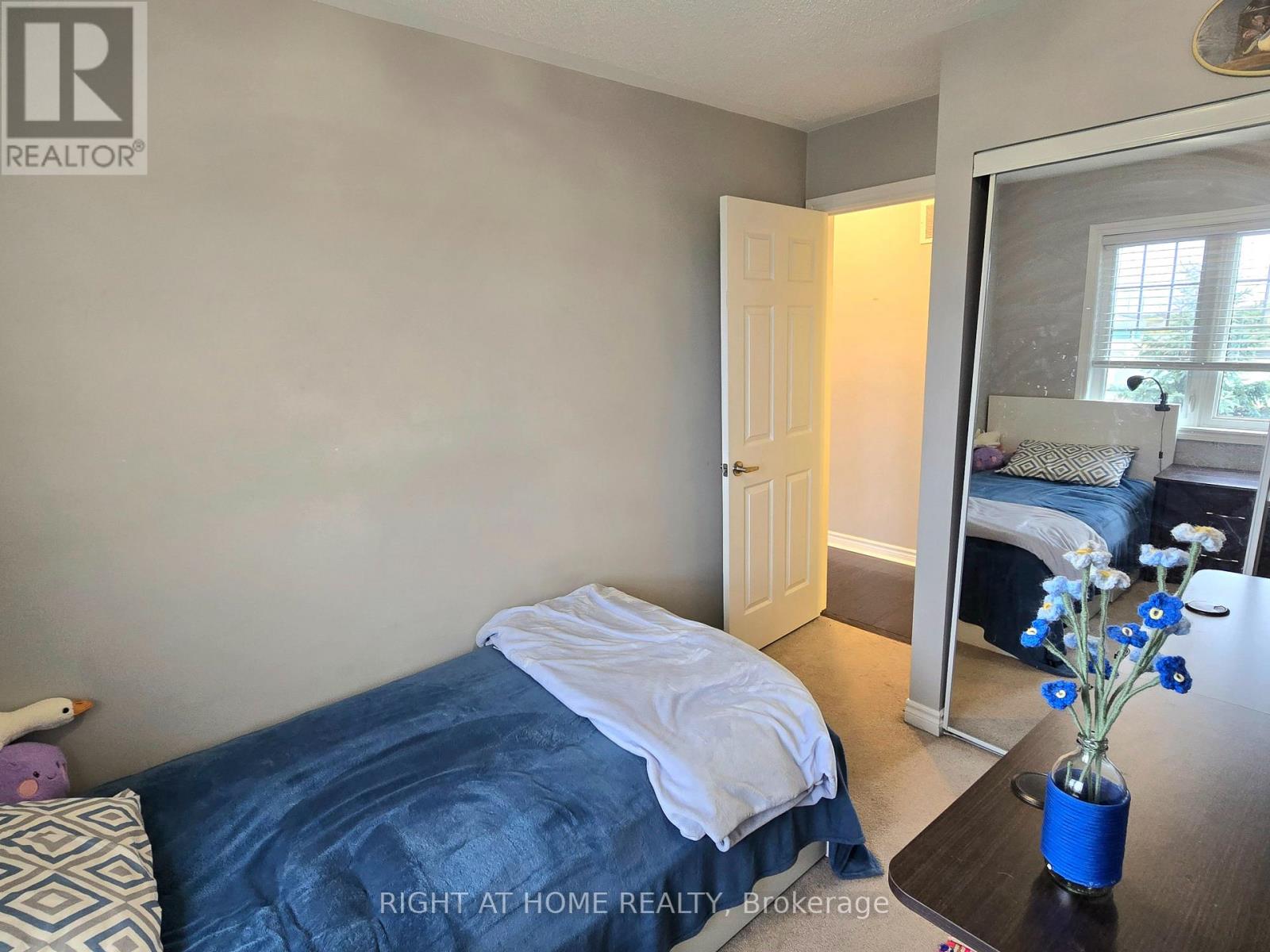 2441 Coho Way, Oakville, Ontario  L6M 0G7 - Photo 18 - W12384640