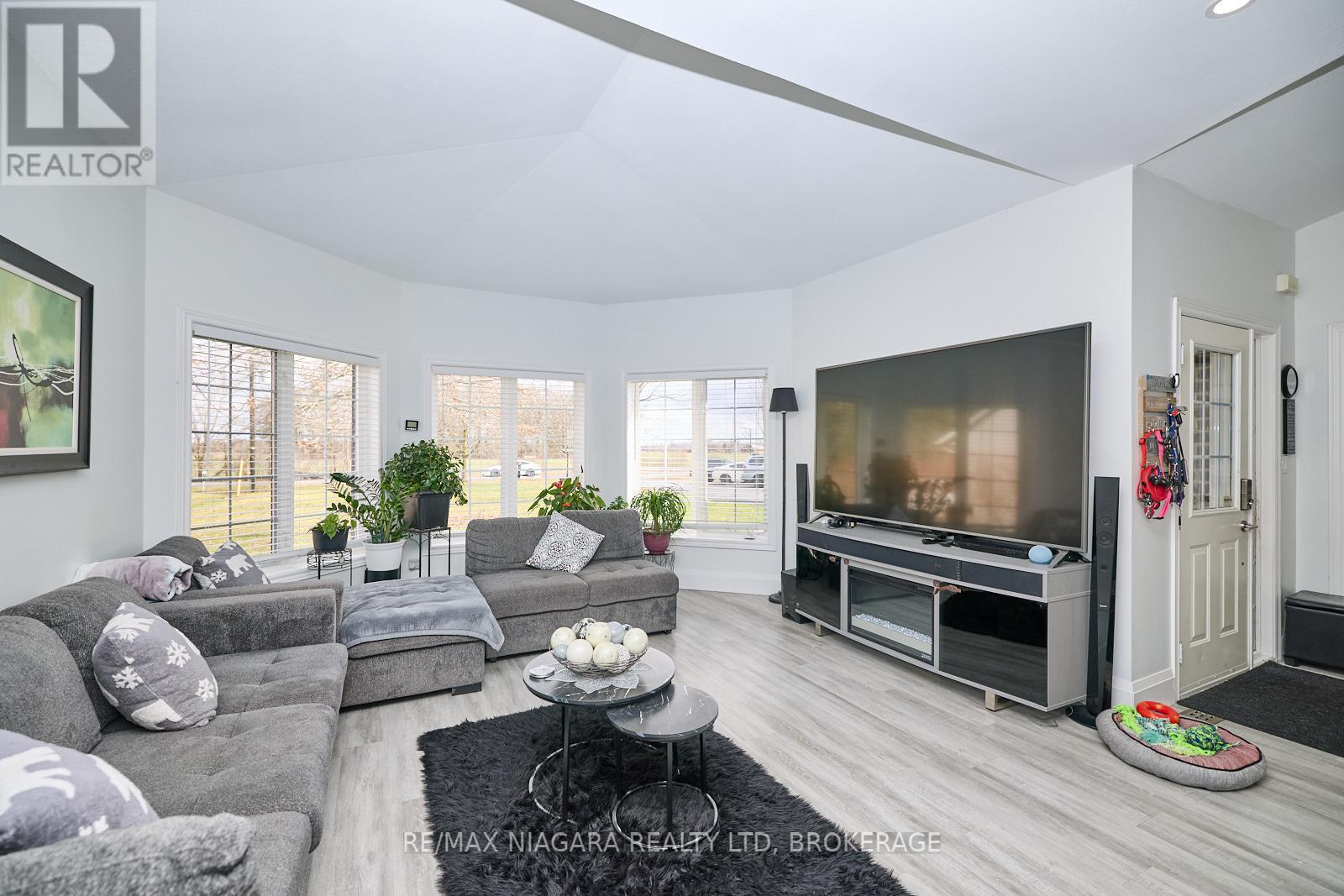 637 Carl Road, Welland, Ontario  L0S 1K0 - Photo 11 - X12384718