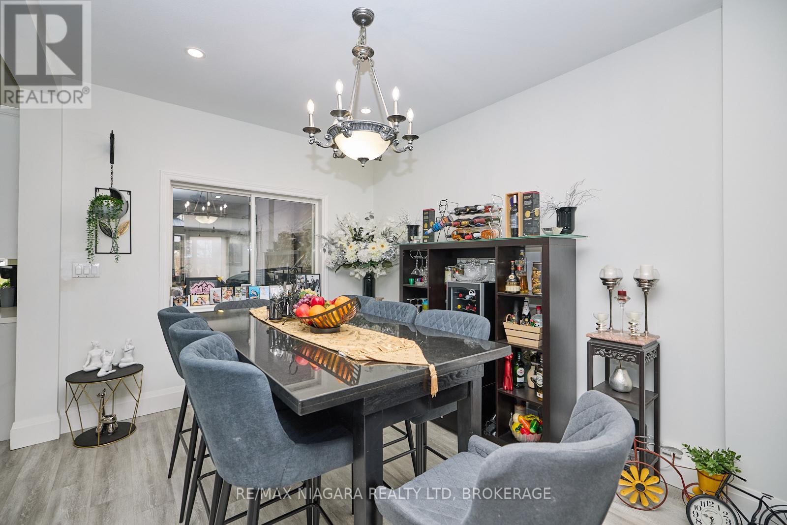 637 Carl Road, Welland, Ontario  L0S 1K0 - Photo 13 - X12384718