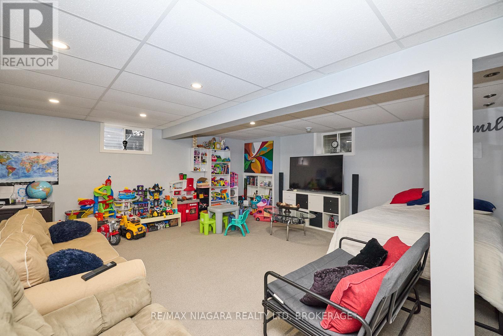 637 Carl Road, Welland, Ontario  L0S 1K0 - Photo 25 - X12384718