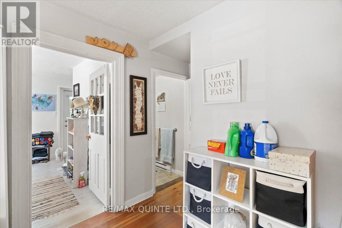 5-7 Chapel Street, Prince Edward County, Ontario K0K 2T0 - Photo 25 - X12384783