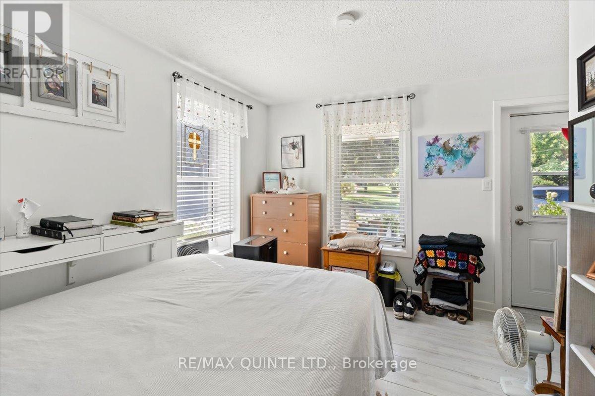 5-7 Chapel Street, Prince Edward County, Ontario K0K 2T0 - Photo 26 - X12384783