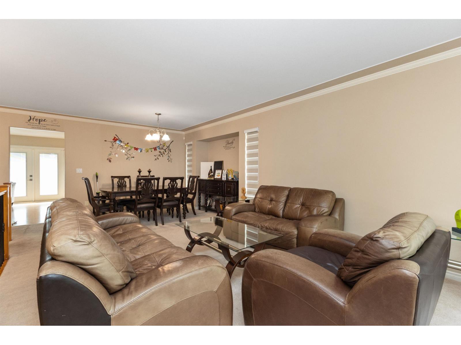 34463 Lariat Place, Abbotsford, British Columbia  V2S 8N1 - Photo 3 - R3043184