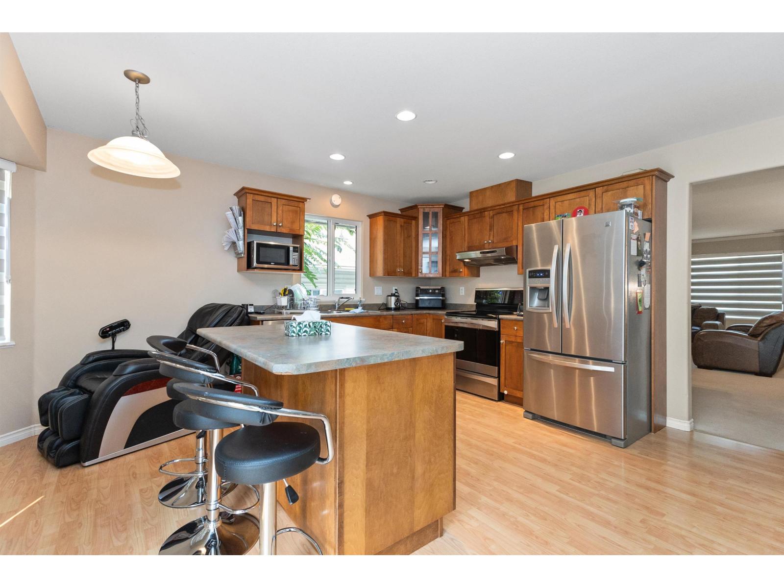 34463 Lariat Place, Abbotsford, British Columbia  V2S 8N1 - Photo 9 - R3043184