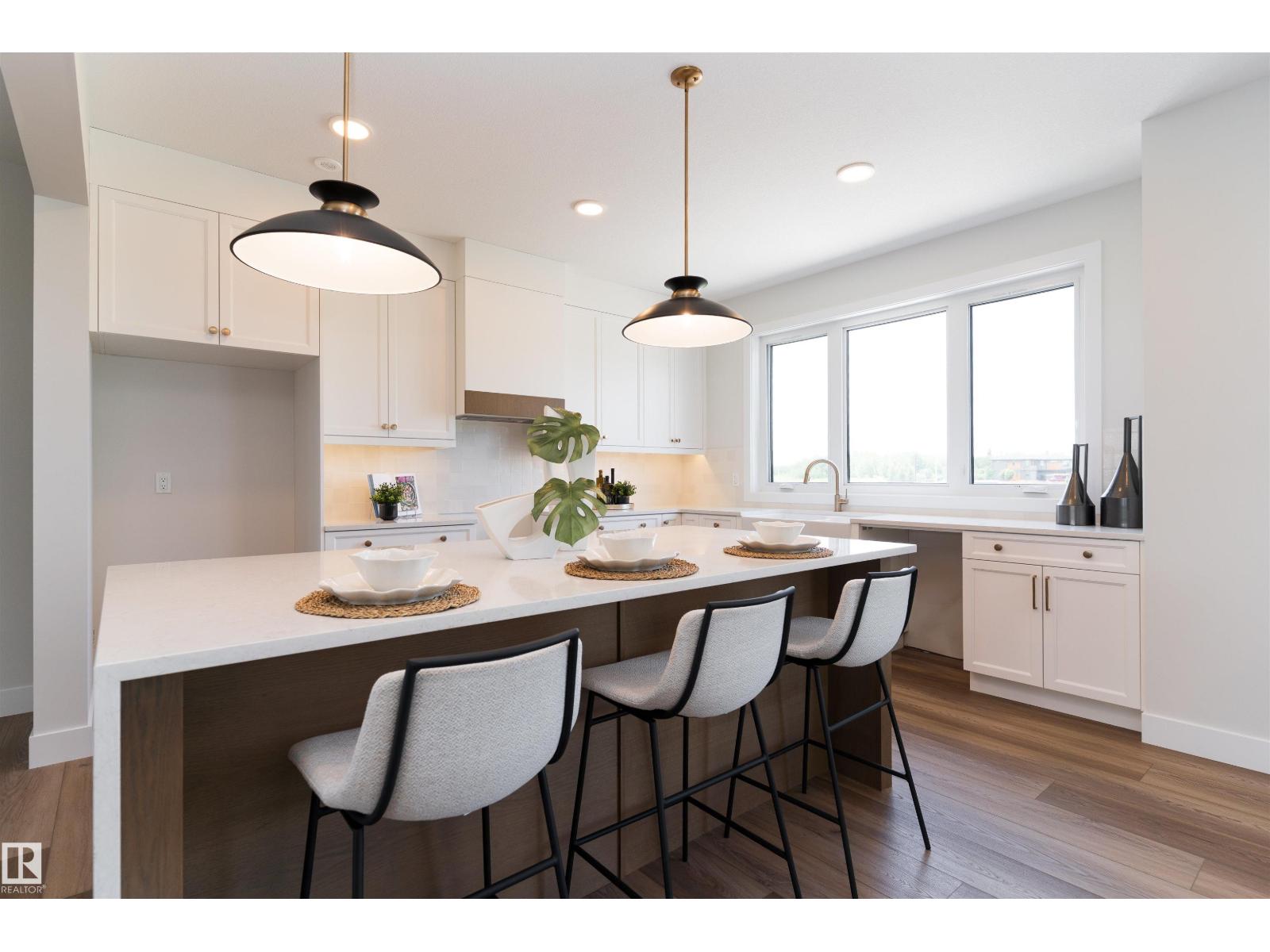 #26 7121 May Cr Nw, Edmonton, Alberta  T6R 0X2 - Photo 1 - E4456373