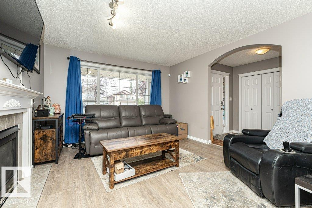 140 Westwood Ln, Fort Saskatchewan, Alberta  T8L 4N7 - Photo 13 - E4456377