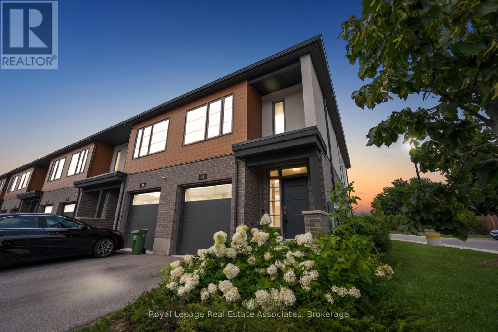 Property at 26 STEELE CRESCENT image 2